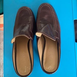Franco Sarto slide ons 8M